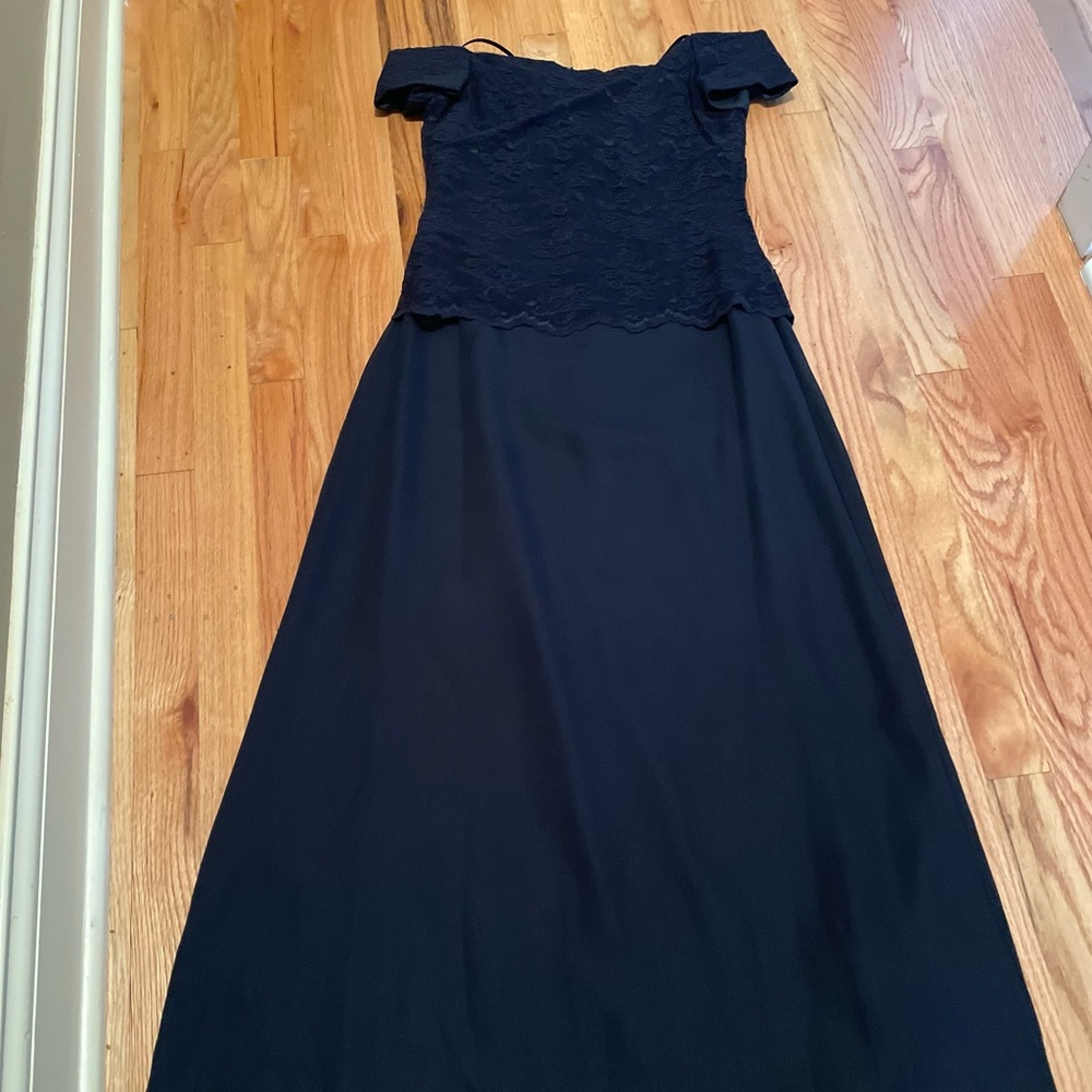 Women’s Navy Off Shoulder Gown